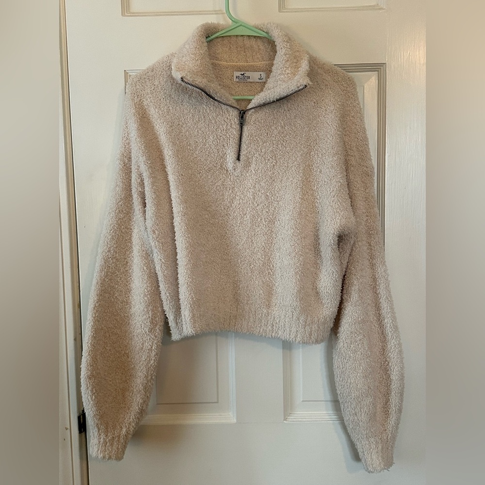 Hollister Cozy Cream Quarter-Zip Sweater